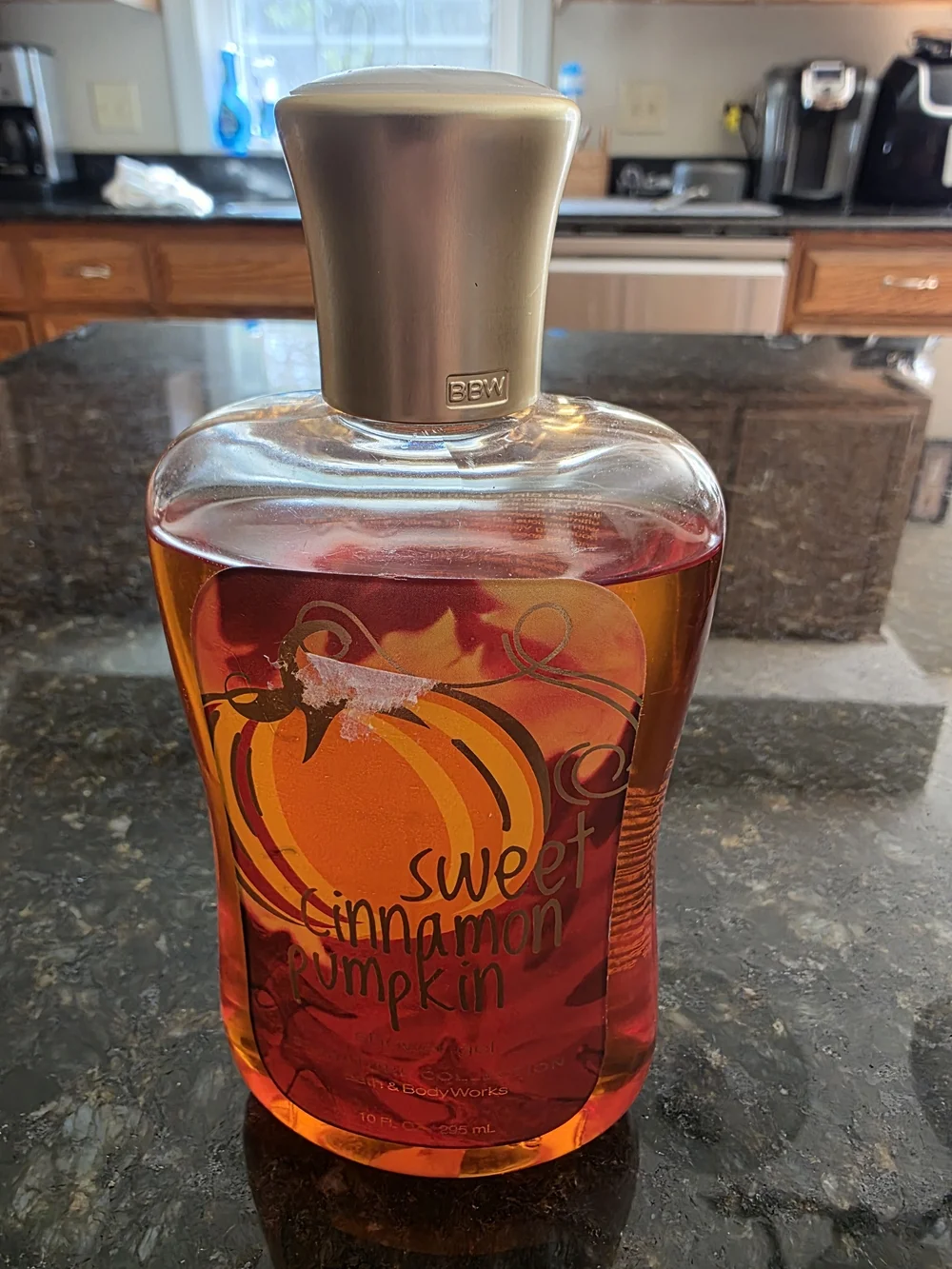 Bath & Body Works Sweet Cinnamon Pumpkin Body Wash - Orange, Gold